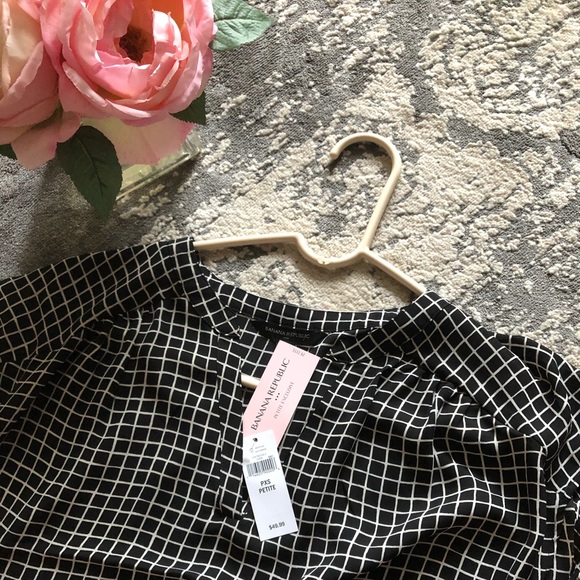 NWT BANANA REPUBLIC Petite Crosshatch Pattern Top - Picture 5 of 6